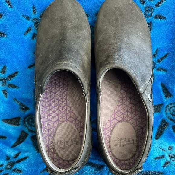 Dansko Patti Black Milled Nubuck Waterproof Clog Sneaker - Picture 5 of 7